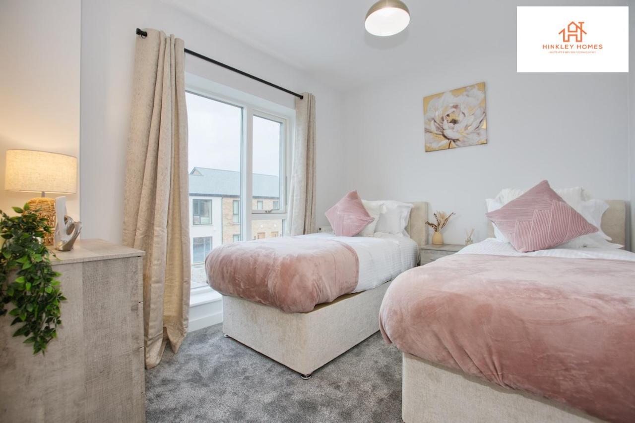 St Ives Bay - Immaculate Brand New 3Bed - Free Parking - Beach - Wifi ヘイル エクステリア 写真