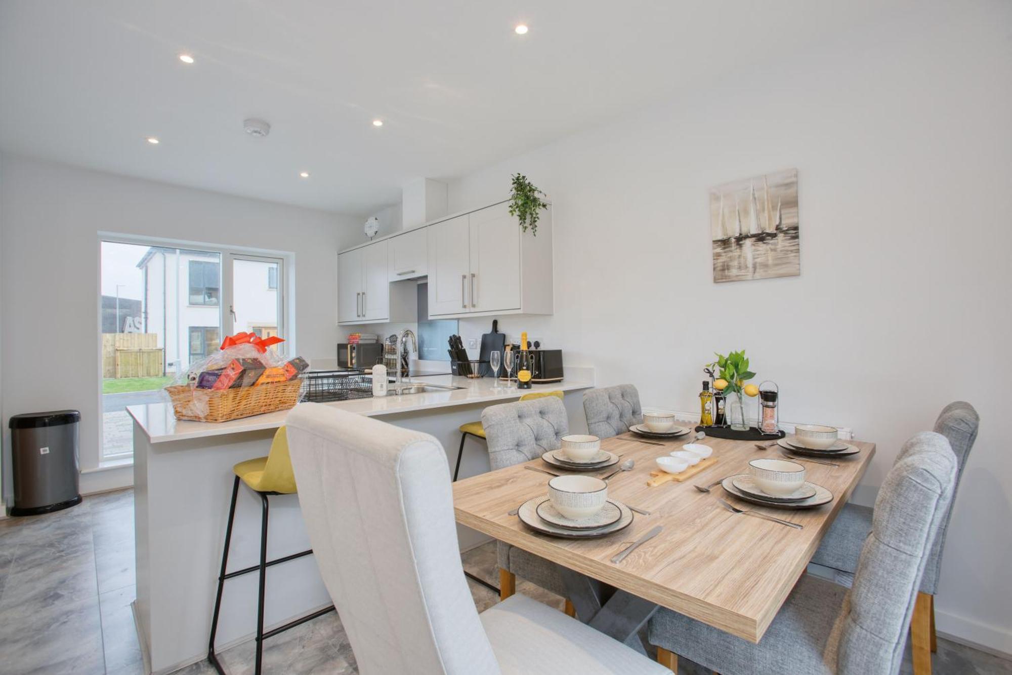 St Ives Bay - Immaculate Brand New 3Bed - Free Parking - Beach - Wifi ヘイル エクステリア 写真